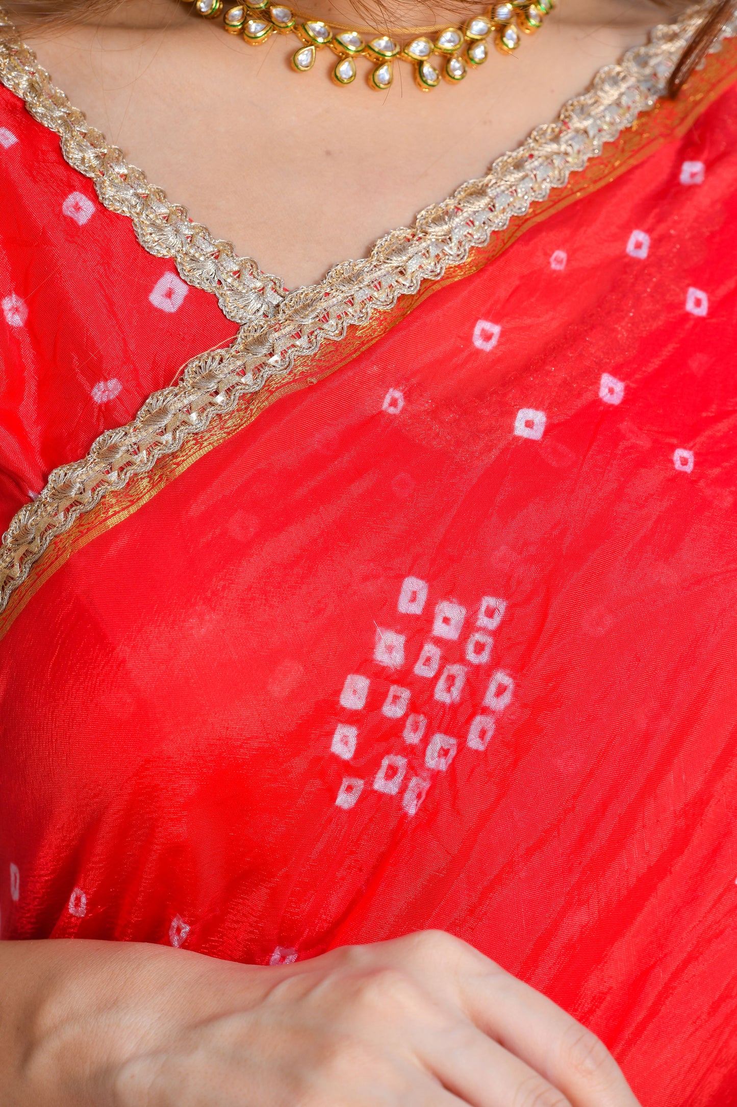 Red bandhani saree